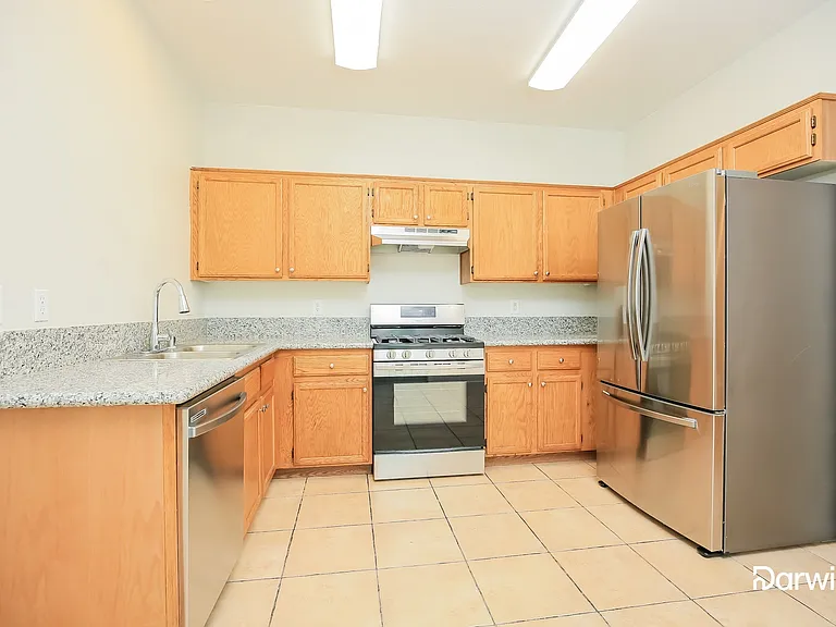 2612 Living Rock St — Photo 4