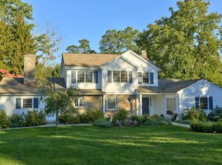 19 Skywood Rd, Chappaqua, NY 10514