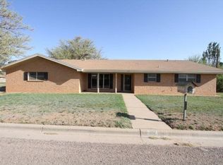 1112 1st St, Abernathy, TX 79311