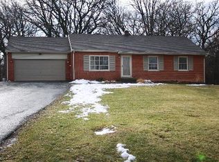 17W281 Scheel Dr, Willowbrook, IL 60527