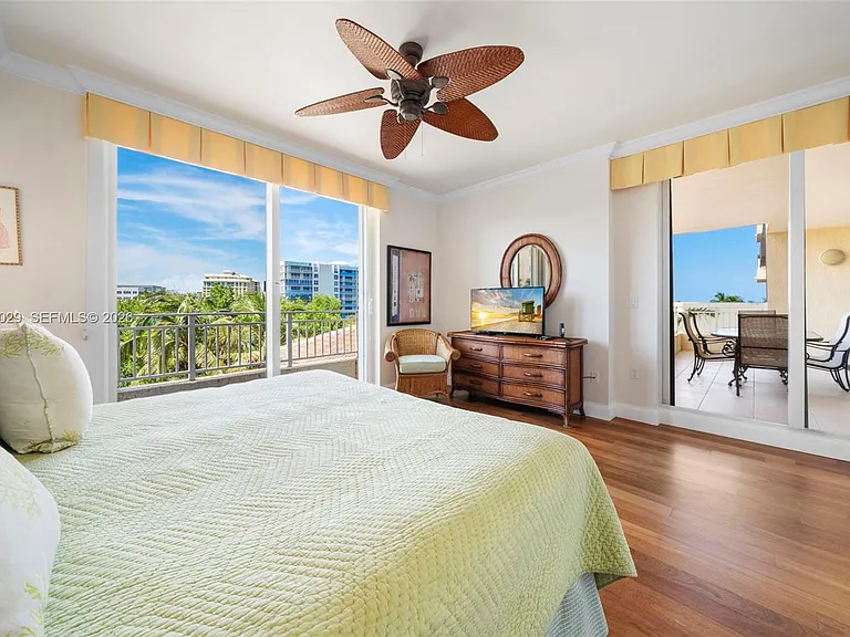791 Crandon Blvd #404 — Photo 34