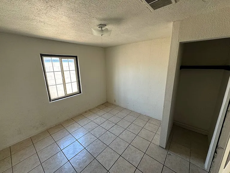 709 E Tonto St — Photo 7
