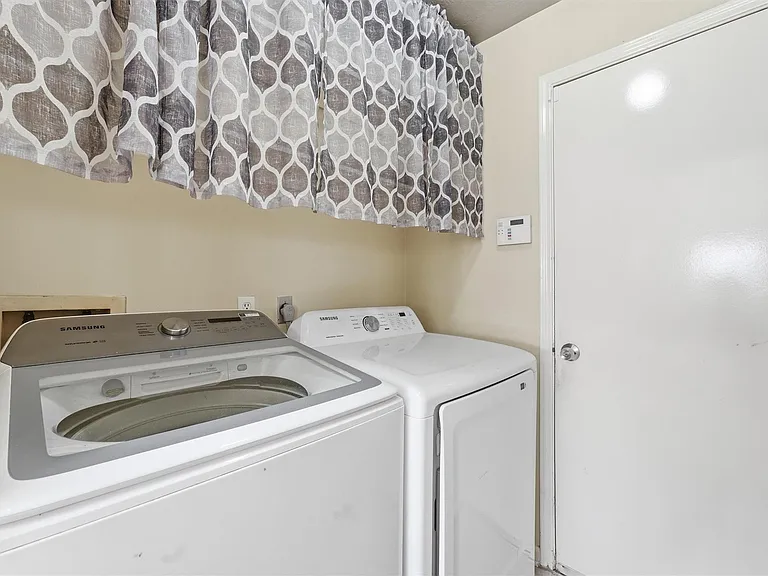7419 Timber Ridge Trl — Photo 16