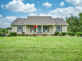 1718 Hulon Dyer Dr, Cookeville, TN 38501