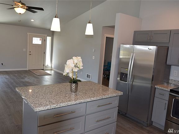 Picture of previously built home.  Beautiful workmanship throughout!