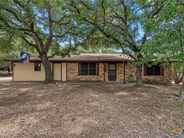 31 Retama Dr, Morgans Pt Resort, TX 76513