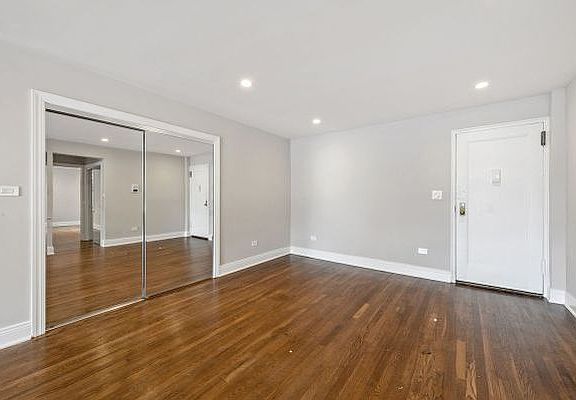 5th image of 530 W 236th St APT 4F