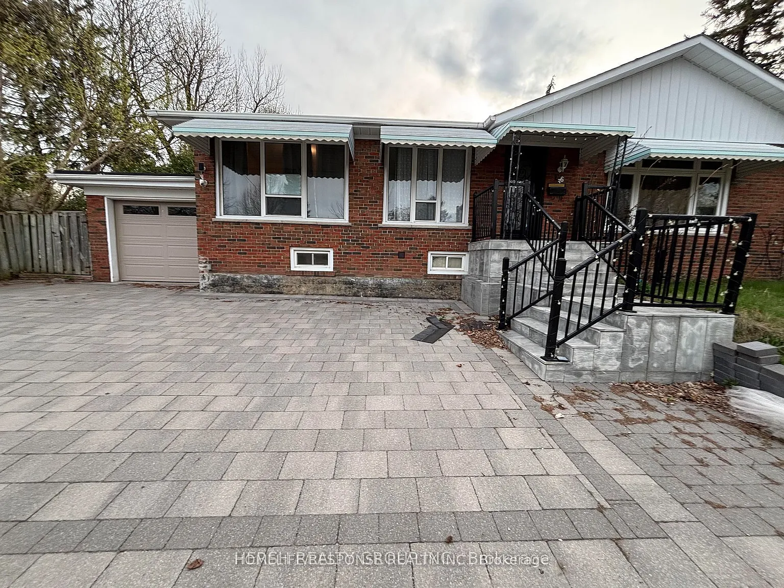 36 Gaiety Dr photo 1