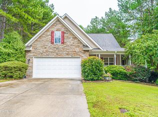 145 Redgrass Ln, Carthage, NC 28327