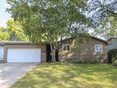 713 Locke Ave, Waterloo, IA, 50702
