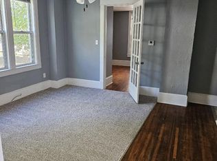 408 E Jackson St #1, Bloomington, IL 61701