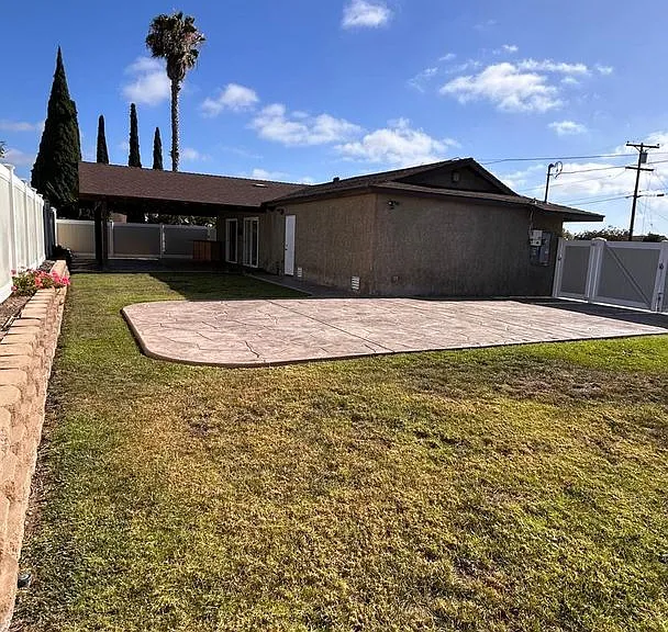 1483 La Corta Cir — Photo 29