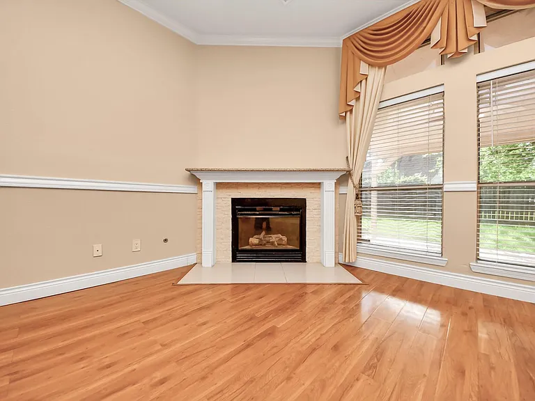 5618 Painted Trail Dr — Photo 18