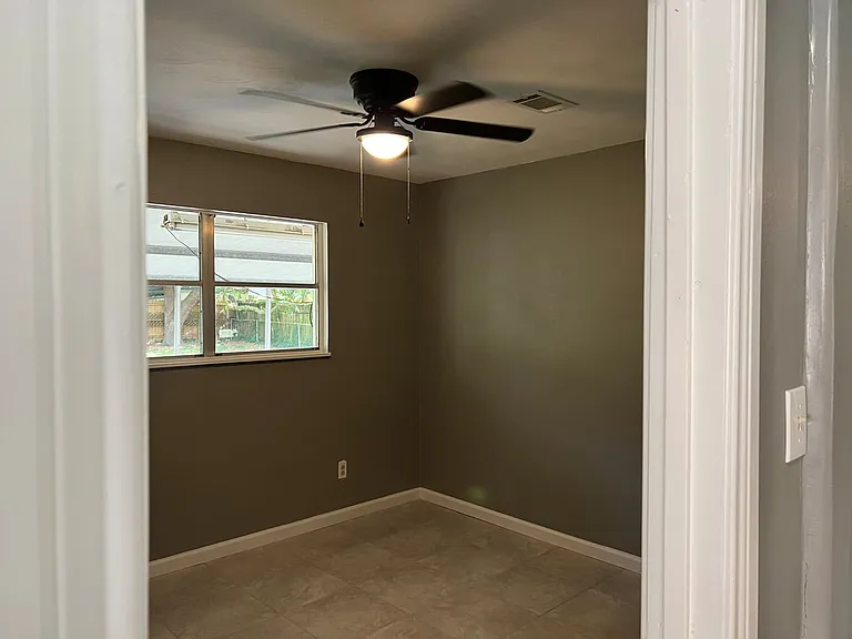 9175 Gardner St — Photo 10