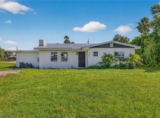 1300 Waite Dr, North Fort Myers, FL 33903