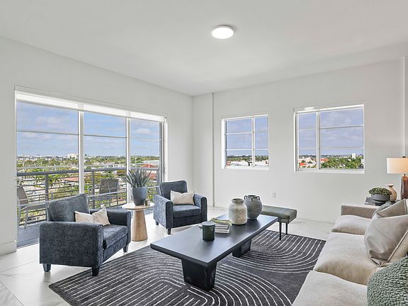 5th image of 155 E Boca Raton Road #823