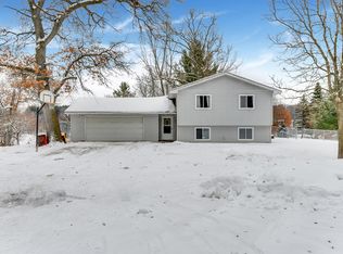 28047 Elk Lake Rd E, Zimmerman, MN 55398