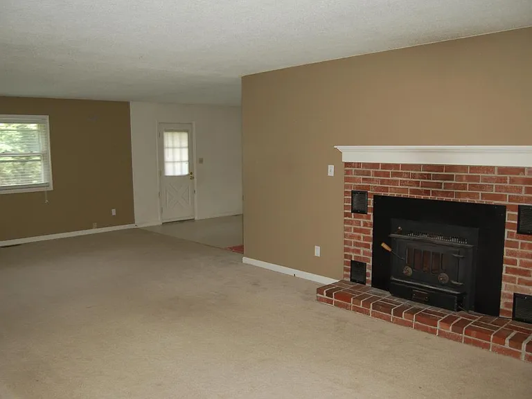 7165 Noel Rd — Photo 14