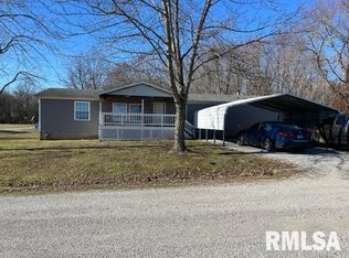 323 S Birch St, Belle Rive, IL 62810