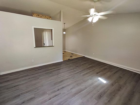 4th image of 51 Saint Johanna Dr