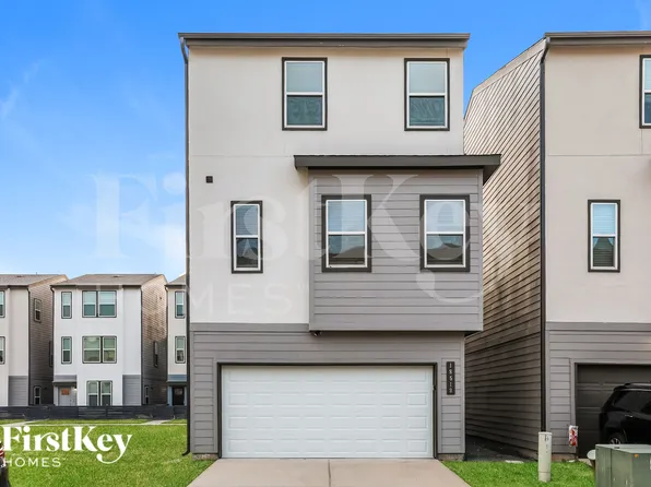 18519 Centro Row, Shenandoah, TX 77385