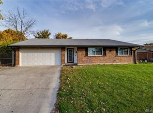 7025 Pineview Dr, Dayton, OH 45424