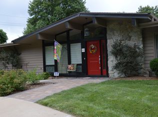 1810 S 109th St, Omaha, NE 68144