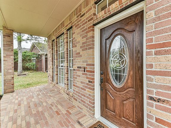 4th image of 14807 Carolina Falls Ln