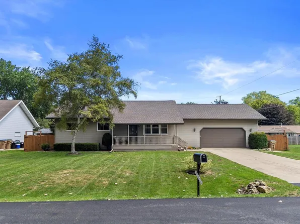 11325 9th AVENUE, Pleasant Prairie, WI 53158