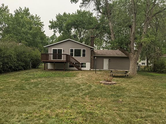 2nd image of 16738 Garland Way W