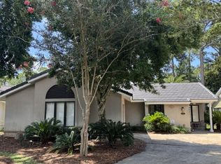8784 Saint Andrews Dr, Miramar Beach, FL 32550