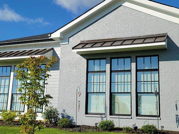 2nd image of 110 Moss Brook Ln