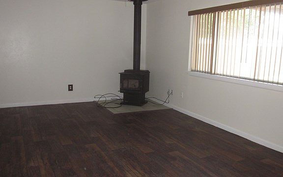 2nd image of 1507 S Bruce Ave