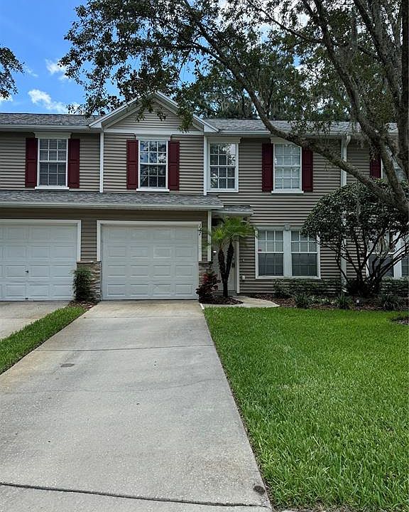 1st image of 137 Woodknoll Pl