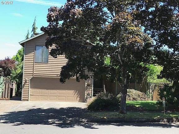 3rd image of 1978 SE 70th Ave
