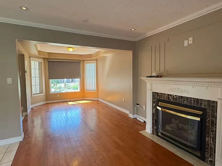7267 Aldercrest Dr — Photo 7