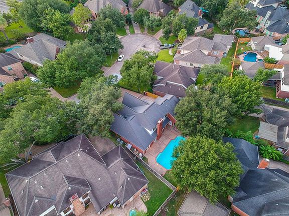 2nd image of 1715 Raven Oak Ct
