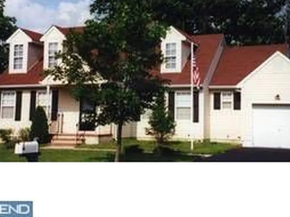 9 Shelli Ter, Barnegat, NJ 08005