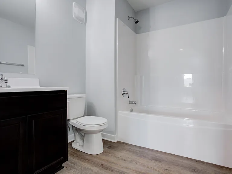 Cypress Point Apartments — Photo 22