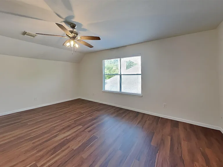 1418 Summer Rain Dr — Photo 15