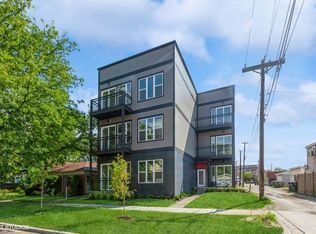 3727 Sunnyside Ave #301, Brookfield, IL 60513