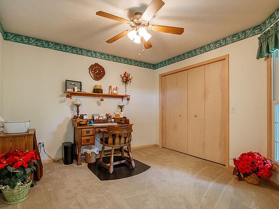 3rd image of 1144 Highpoint Dr NW