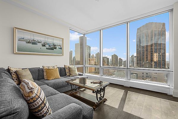 1st image of 172 Madison Ave #26B