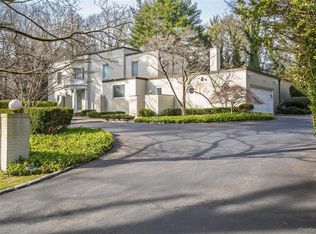 120 Bacon Road, Old Westbury, NY 11568
