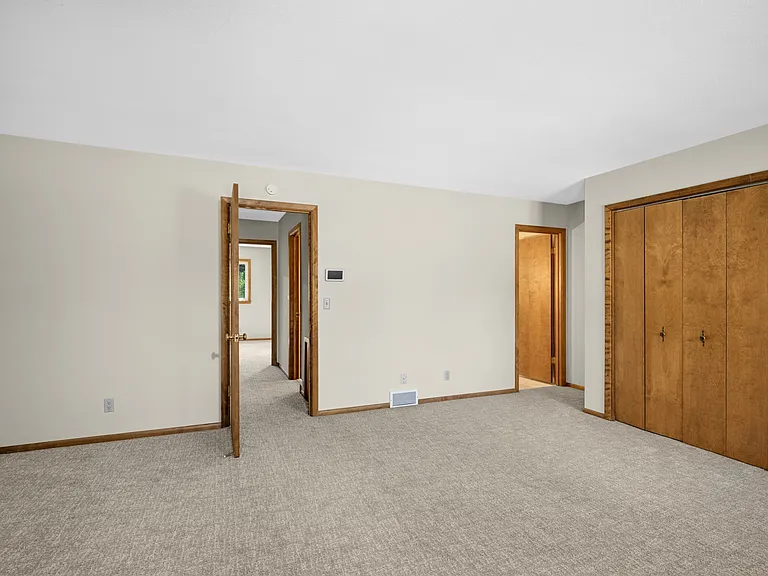 7410 Oaklawn Ave — Photo 25