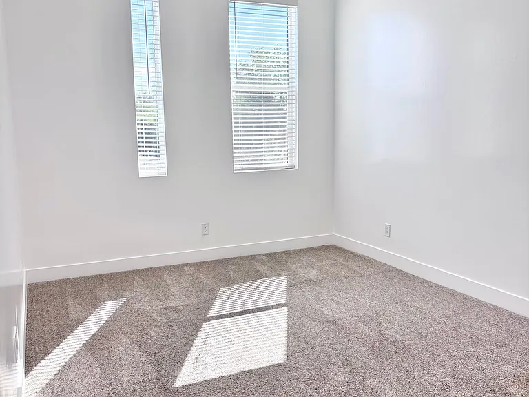 4020 N 12th St #4 — Photo 59