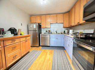 11 Cogswell Ave APT 11, Cambridge, MA 02140