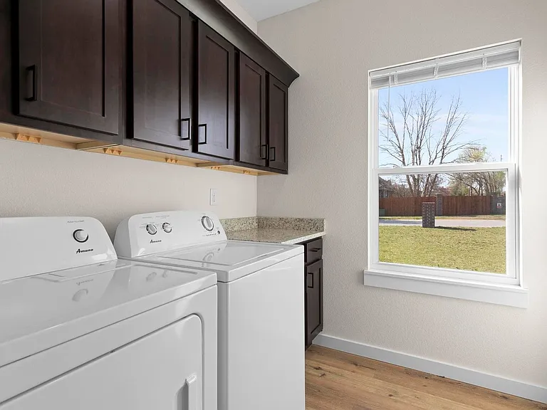 4207 E Eastmoor Dr — Photo 17