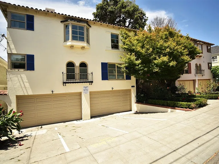 369 Orange St — Photo 20