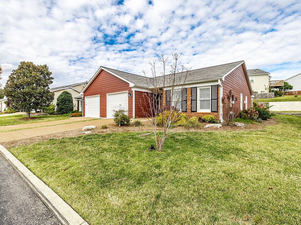 1st image of 260 Cana Cir